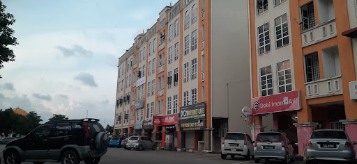 D'CNI Internet Cafe