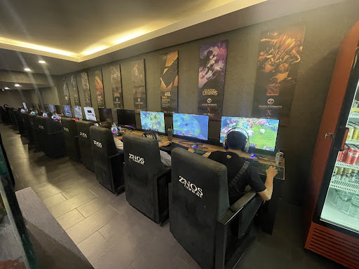 Znos Eternity Cyber Cafe