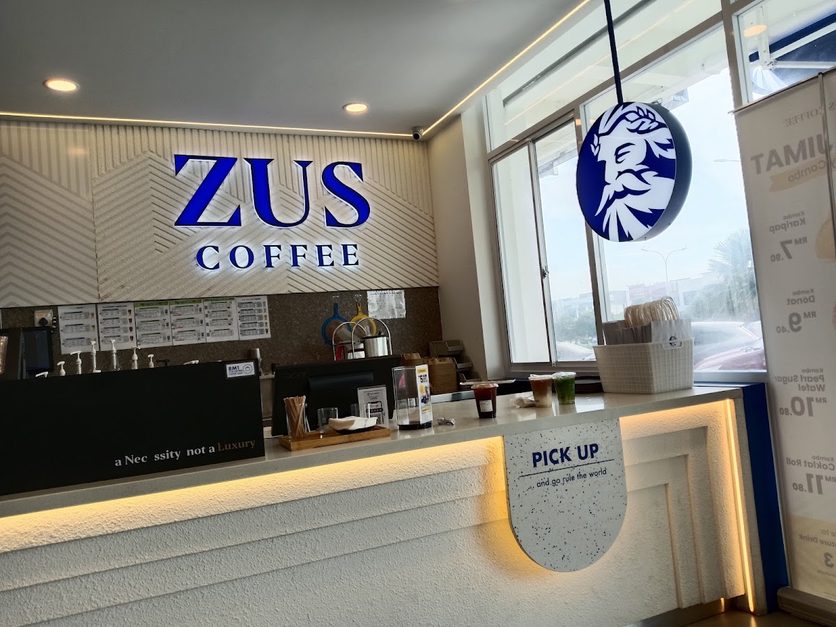 Foto ZUS Coffee di Taman Tasik Indah, Kluang – Kedai Kopi Selesa & Menarik